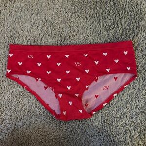 NWOT Victoria’s Secret Hiphugger Large Red Hearts Valentines Day Panty